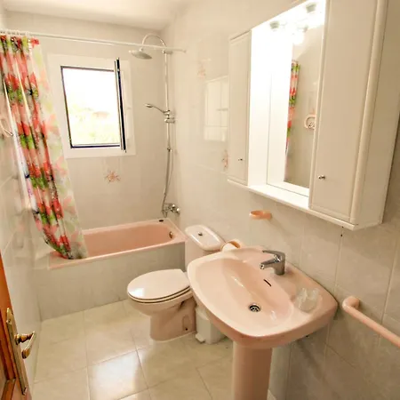 Marlene - Private Pool With Sea Views From The Rooftop In Villa